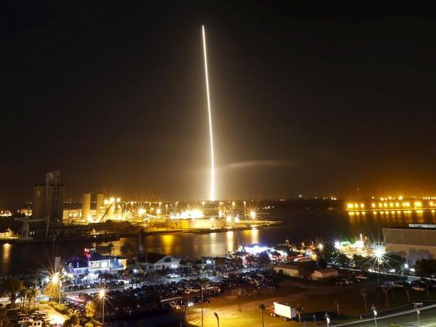 It was the first ever successful recovery of a reusable rocket.