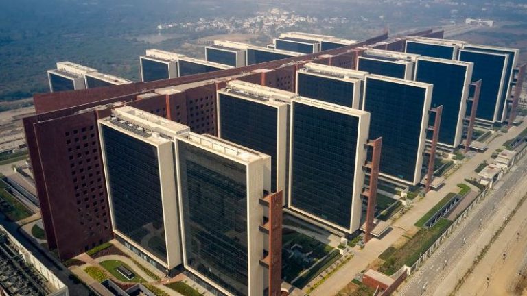 world-s-largest-office-space-surat-diamond-bourse-civilsdaily