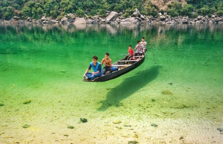 Meghalaya’s Umngot River turns Muddy